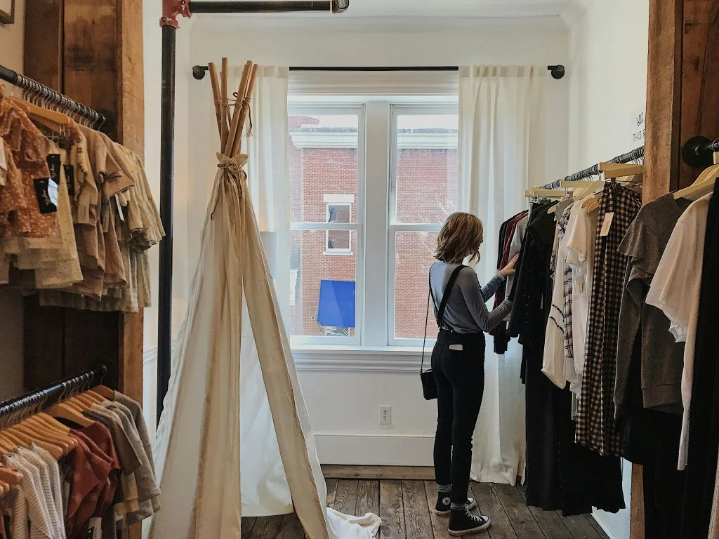 Boutique de vêtements commerce local